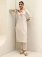 Off White Embroidered Cotton Straight Kurta - Image 3
