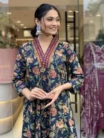 Women Printed A-Line Kurta and pant set with Dupatta - Image 2