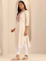 Off White Yoke Design Cotton Blend Straight Kurta - Image 3