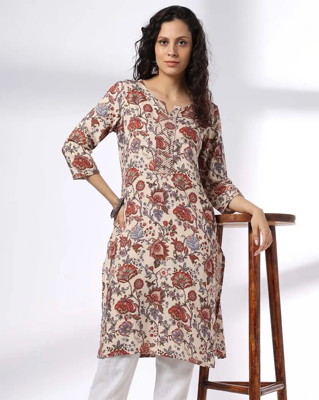 1117Wx1400H-443074977-beige-MODEL.webp Women Floral Print Straight Kurta - Image 1