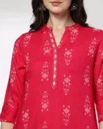Women Floral Print Straight Kurta with Insert Pocket - Image 2